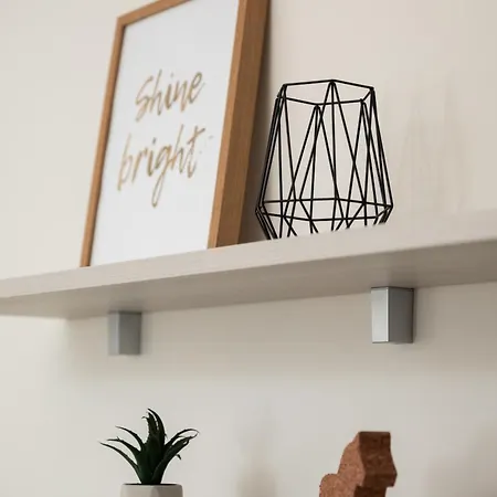 Modern 2bd With Maltese Balcony & Back Yard - Close To St Julian's & St Georges Bay & Sliema Promenade