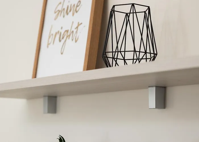 Modern 2bd With Maltese Balcony & Back Yard - Close To St Julian's & St Georges Bay & Sliema Promenade